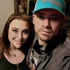 What are these wheels from a 90s truck?