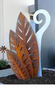 Anything and everything about succulents, a.k.a. Find Out About Contemporary Artist Click The Link To Find Out More Enjoy The Website Garden Art Sculptures Metal Garden Art Metal Tree Wall Art