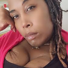 Generous boy helps homeless man with new shoes