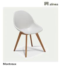 Alinea Montreux Chaise De Jardin Blanche En Resine Et Eucalyptus Les Selections Alinea Tendance Bord De Mer Chaise De Jardin Meuble Deco Table Et Chaises