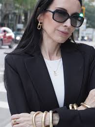 Simone Prince's Instagram, Twitter & Facebook