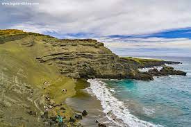 Green sand beach, south point, hawaii | © phil hollman / wikimedia commons. PapakÅlea Green Sand Beach Big Island Hikes