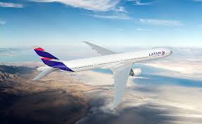 Latam airways boeing 777 landing london heathrow in full starwars galaxy edge stormtrooper outfit nice last catch on 2019. 4 Facts To Learn About The Boeing 777