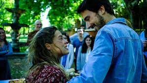 She is an actress, known for lua vermelha (2010), rainha das flores (2016) and os compadres (2011). Atriz Da Sic Esta Gravida Pela Primeira Vez