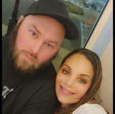 Is a wedding bouquet like a roll of trash bags?