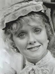 Wendy Lyon's Instagram, Twitter & Facebook