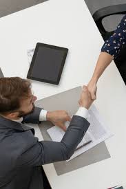 KI-Kompetenzen werden hoch bezahlt | FAZ