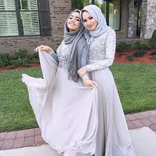 29 model baju gamis kombinasi brokat pesta terbaru di tahun 2019/2020 model baju gamis kombinasi brokat muslim ini bisa. 11 Kombinasi Model Baju Brokat Terbaru Yang Memikat