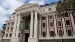 Traffic builds ahead Sona, some