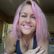 Good morning, I'm going to Spain in just over a week and I'm looking for  anyone who has any size 6 wellington boots going spare, I've got room in my  case so