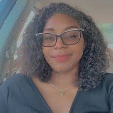 Renee Budd's Instagram, Twitter & Facebook