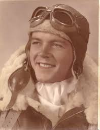 My parents wedding photo in 1945. Dad had just returned from WWII. Came  home to Corbin, KY Went back into the Air Force for 27 years as a air plane  mechanic and