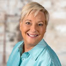 Julia Rhoads, Mortgage Loan Originator, NMLS #1401508