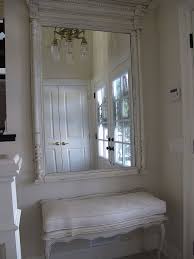 A Small Entrance Can Still Look Grand Small Entryways Small Entrance Entryway Decor Small