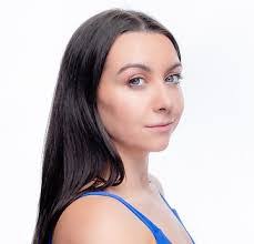 Jillian Foley's Instagram, Twitter & Facebook