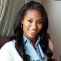 Holly Dotson's Instagram, Twitter & Facebook