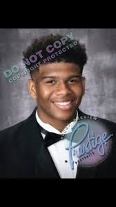 Senior spotlight! Roudy!!! 🏈