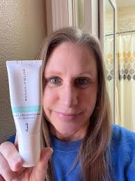 Summer travel skin protection tips