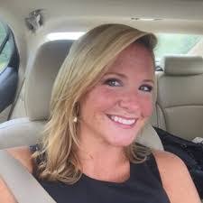 Mandy Keyes's Instagram, Twitter & Facebook