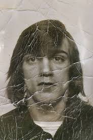 Could someone please smarten up this pic of an old friend who passed away  recently? Tia.