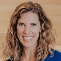 Sarah Scobey's Instagram, Twitter & Facebook