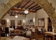 Restaurant casa juanita, especialitat en peix de roca al forn de llenya. Casa Juanita In Begur Restaurant Reviews Menu And Prices Thefork