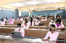 Located in the city of lomé, it was founded in 1970 as university of benin and cha. Universite De Lome Quelques Defis Pour Les Etudiants Apres La Reprise Des Cours En Presentiel Le Nouveau Reporter