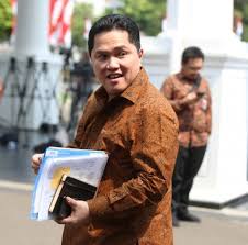 Csr kita (bumn) sekarang harus tepat, tentu csr yang tadinya berbagai macam kita sekarang fokuskan pada tiga hal yakni. Erick Thohir Bisa Hapus Bumn