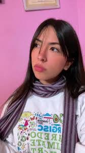 Sarah Lasota's Instagram, Twitter & Facebook