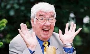 Frank Carson dies at 85 after losing cancer battle