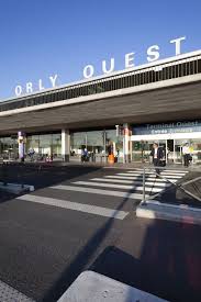 È situata in rue de dunkerque, nel x arrondissement, ed è vicina alla gare de l'est. Quelle Gare Est La Plus Proche De L Aeroport