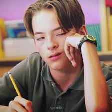 Jenni Bartling's Instagram, Twitter & Facebook