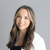 Madeleine Goss's Instagram, Twitter & Facebook