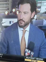 Tony V in a suit.. Oh My. 😍😍🥴