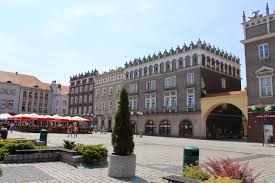 At the end of the second world war and after the decisions made at the potsdam conference, ratibor became part of poland and was renamed raciborz. Schlesien Ratibor Raciborz