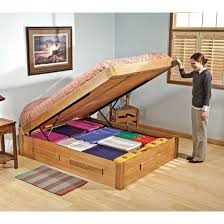 Coole Wohnzimmermobel Wohnung Furnituremalang Palletfurniturelivingroom In 2020 Diy Plattform Bett Schlafzimmer Design Bett Mit Aufbewahrung