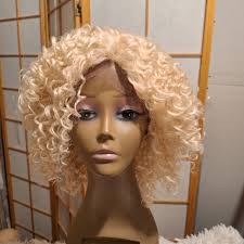 Hair U WEAR Essential care travel kit Wigs & Extensions