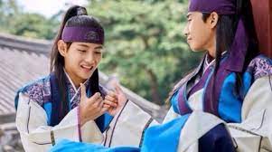 In reply, v said, bring back the kimchi container, making his friends burst out laughing. Taehyung X Park Seo Joon Army S Amino