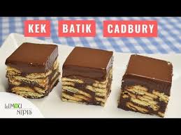 Kek batik) is a type of malaysian fridge cake dessert inspired by the tiffin, brought in the country by the british during the colonial era, and adapted with malaysian ingredients. Kek Batik Marie Fudge Cake æ²™æžè¶Šå·´è¿ªè›‹ç³• Artofit