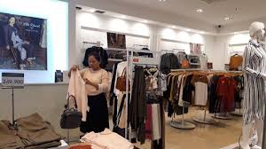 Total assets as of q3 2012 were idr 588.4 trillion (around us$59.8 billion). Minimal Toko Khusus Pakaian Wanita Beri Promo Spesial Mulai Dari Rp 100 Hingga Rp 250 Ribu Tribun Manado