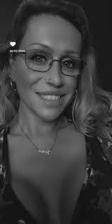 Jessica Stratton's Instagram, Twitter & Facebook