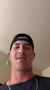 Ryan Lush's Instagram, Twitter & Facebook