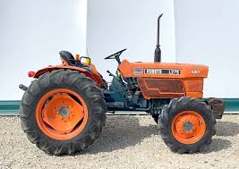 Kubota L275 Tractor