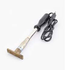 Made of durable stainless steel to withstand even the most intense grilling heat, our classic brand can be ordered with any one, two or three letter combination you choose. Electric Branding Irons Lee Valley Tools
