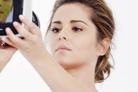 Cheryl Cole 'zonder make-up' voor L'Oréal, wat vinden jullie, MUA's?? :  r/MakeupAddiction