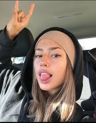 Instagram Payton Moormeier In 2020 Beautiful Girlfriend Bad Girl Aesthetic Grunge Hair