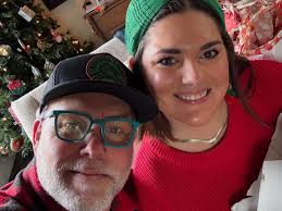 Haven't posted much because I've tried to be really present, hanging with  family this Christmas season. Hope you guys are having a wonderful holiday  season. ❤️🎄 #family #holidays #gratitude