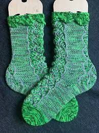 Hurdle stitch project idea this easy hurdle stitch texture became instantly popular with everyone, so i thought it would be fun to design a project using this simple stitch, too. Ravelry Beleaf In Yourself Pattern By Annette Schleicher
