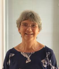 Earth Holding Community: Inter-Activism