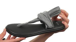 Admittedly, i don't practice yoga, so a sandal named yoga sling was not on my radar. Sanuk Yoga Sling 2 Metallic Sku 8518668 Youtube